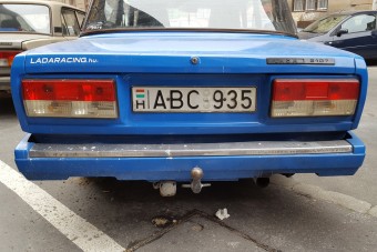 Egészen ritka rendszámot fotóztak Pesten