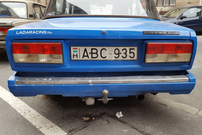 Egészen ritka rendszámot fotóztak Pesten