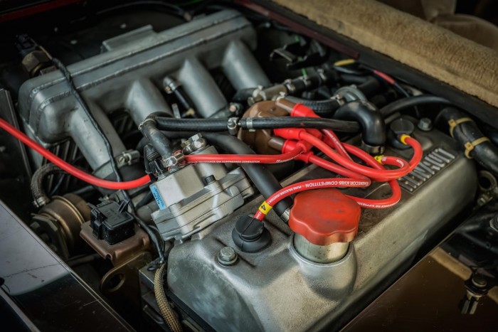 25 millióért vitték a legendás francia gépet 6