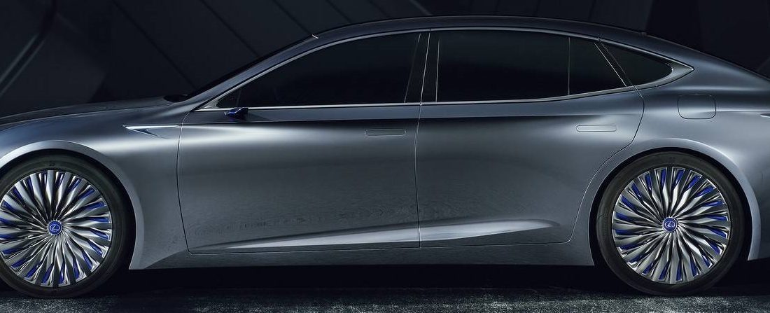 Futurisztikus luxuslimuzin a Lexustól