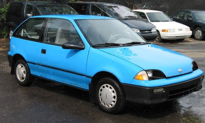 A takarékosság netovábbja, a 10 lóerős Suzuki 1 A takarékosság netovábbja, a 10 lóerős Suzuki 1