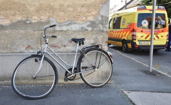 Nekiment egy részeg biciklis, elvennék a jogsiját