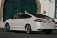 Hazai teszt: mit tud az új Ford Mondeo? 28