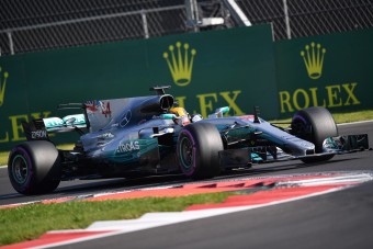 F1: Hamilton fél, hogy vonatoznia kell