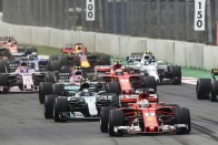 F1: Verstappen nyert, Hamilton a bajnok 21