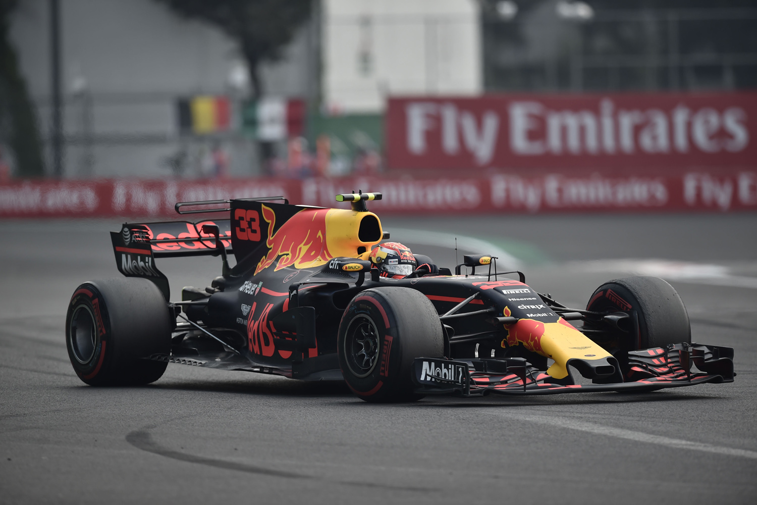 F1: Verstappen nyert, Hamilton a bajnok 6