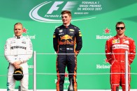 F1: Verstappen nyert, Hamilton a bajnok 35