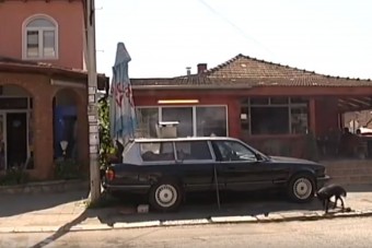 Roncstelep helyett a hússütés lett a sorsa a szebb napokat látott BMW-nek