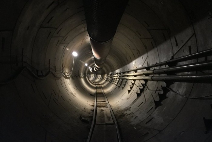 Így néz ki a Tesla-vezér első alagútja