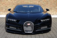 Itt az első használt Bugatti Chiron 18