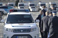 387 vadonatúj rendőrautót kapott ma a rendőrség 8