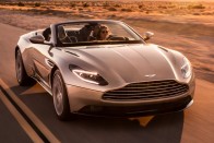 Vászontetőt kapott az Aston Martin DB11 30