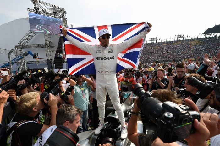 F1: Hamilton nyolcszoros bajnok lesz?