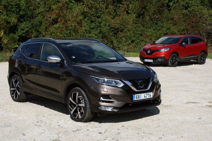 Teszt: jobb lehet a japánnál egy francia SUV? 122 Teszt: jobb lehet a japánnál egy francia SUV? 122
