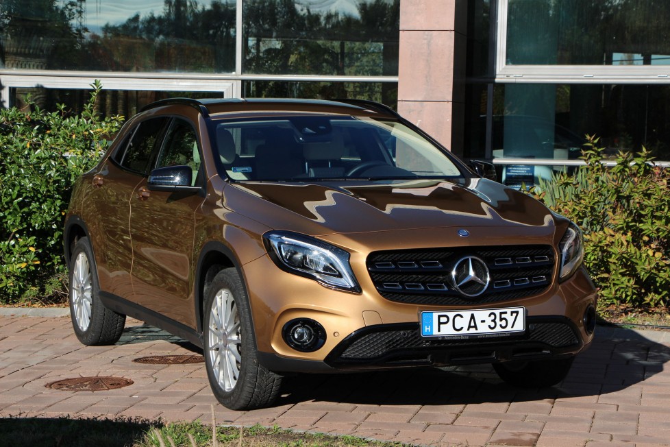 Egy egész jó Mercedes, ami mutatja mennyivel jobb a többi 8