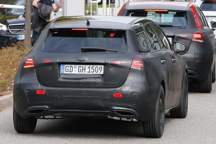 Nagyobb lesz a vadonatúj Mercedes A-osztály 4 Nagyobb lesz a vadonatúj Mercedes A-osztály 4