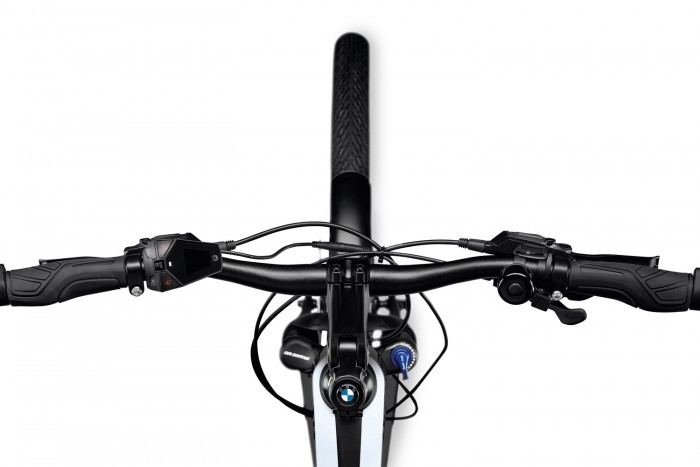 Egymillió forint a legolcsóbb hibrid BMW 5 | Vezess Egymillió forint a legolcsóbb hibrid BMW 5