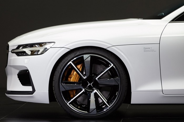 600 lovas bitang kupé az első Polestar 6
