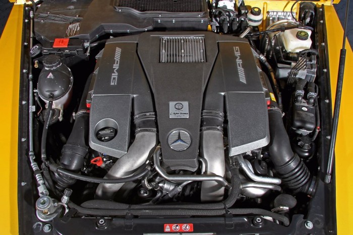 285-tel száguldó tégla lett a G-Merciből 6