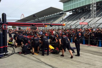 F1: Az erős Red Bull segíthet Vettelnek