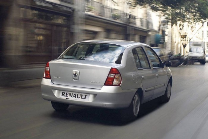 Megkímélt, keveset futott használt autót keresel? Bácsiautó! 9