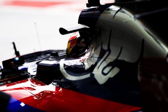 F1: Na kit hoztak hírbe a Toro Rossóval?
