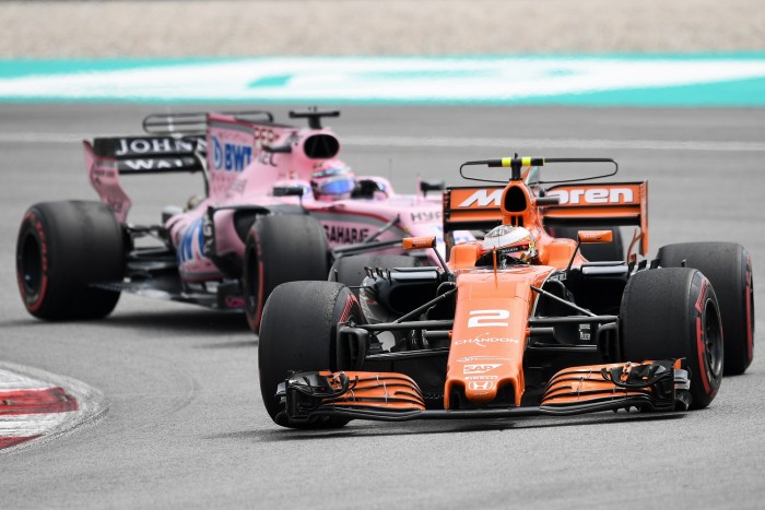 F1: Agyonbüntetik az újoncot, öt hely a McLarennek