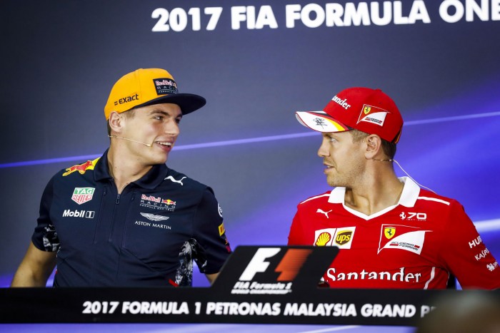 F1: A Ferrarinak Verstappen kellett volna