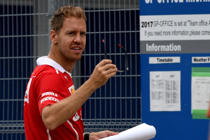 F1: Nem forgatják fel a Ferrarit 1 | Vezess F1: Nem forgatják fel a Ferrarit 1