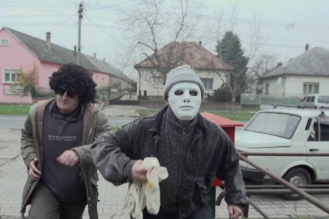 Wartburg rabláshoz, Mustang csákány alá 3 | Vezess Wartburg rabláshoz, Mustang csákány alá 3