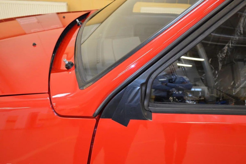 Szédítő áron kínálnak egy 25 éves Ladát, gyári állapotban 6