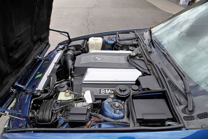 Csak Kanada kapott ebből a különleges BMW-ből 7 | Vezess Csak Kanada kapott ebből a különleges BMW-ből 7