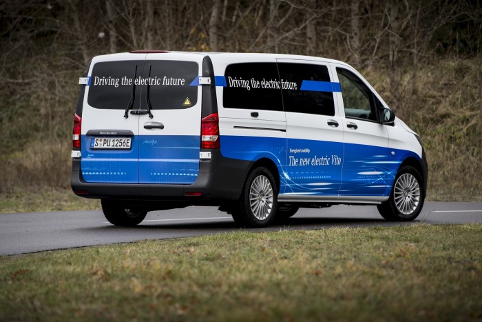 Megérkezett az elektromos Vito 1