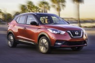 Nissan Kicks: A megosztás vége 37