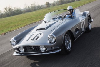 Milliárdokat ér ez a ritka Ferrari