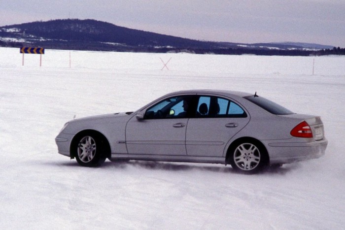 Vezetés hóban – Túlélési tanácsok 7