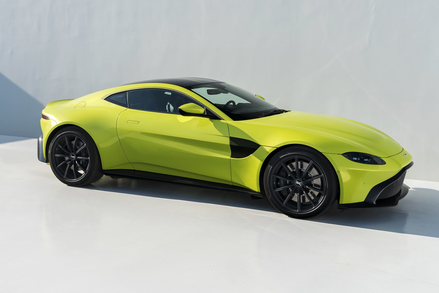 Aston Martin Vantage: olyat tud, mint eddig soha 15