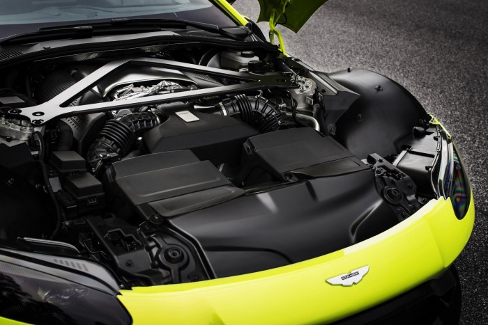 Aston Martin Vantage: olyat tud, mint eddig soha 5 Aston Martin Vantage: olyat tud, mint eddig soha 5