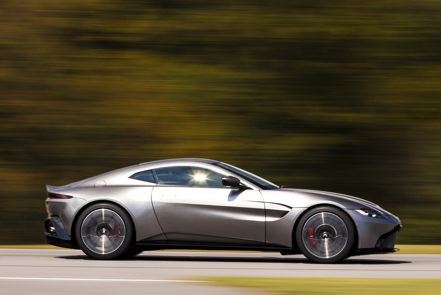 Aston Martin Vantage: olyat tud, mint eddig soha 32