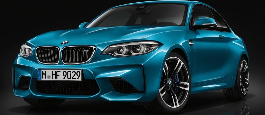 Így szalad 260 km/óra fölé az M2-es BMW