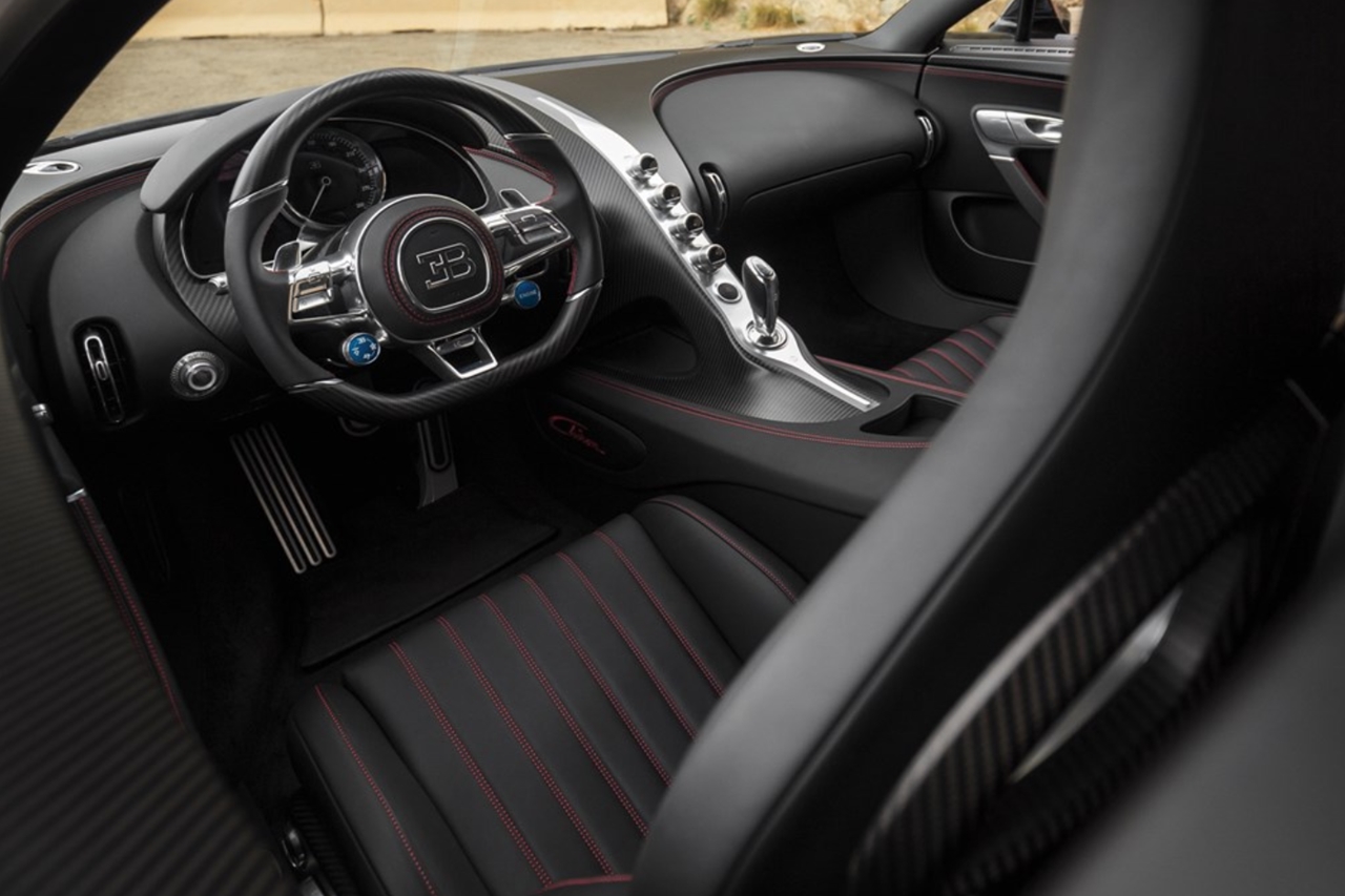 Most 1 milliárdért két Bugatti Chiront kaphatsz 9