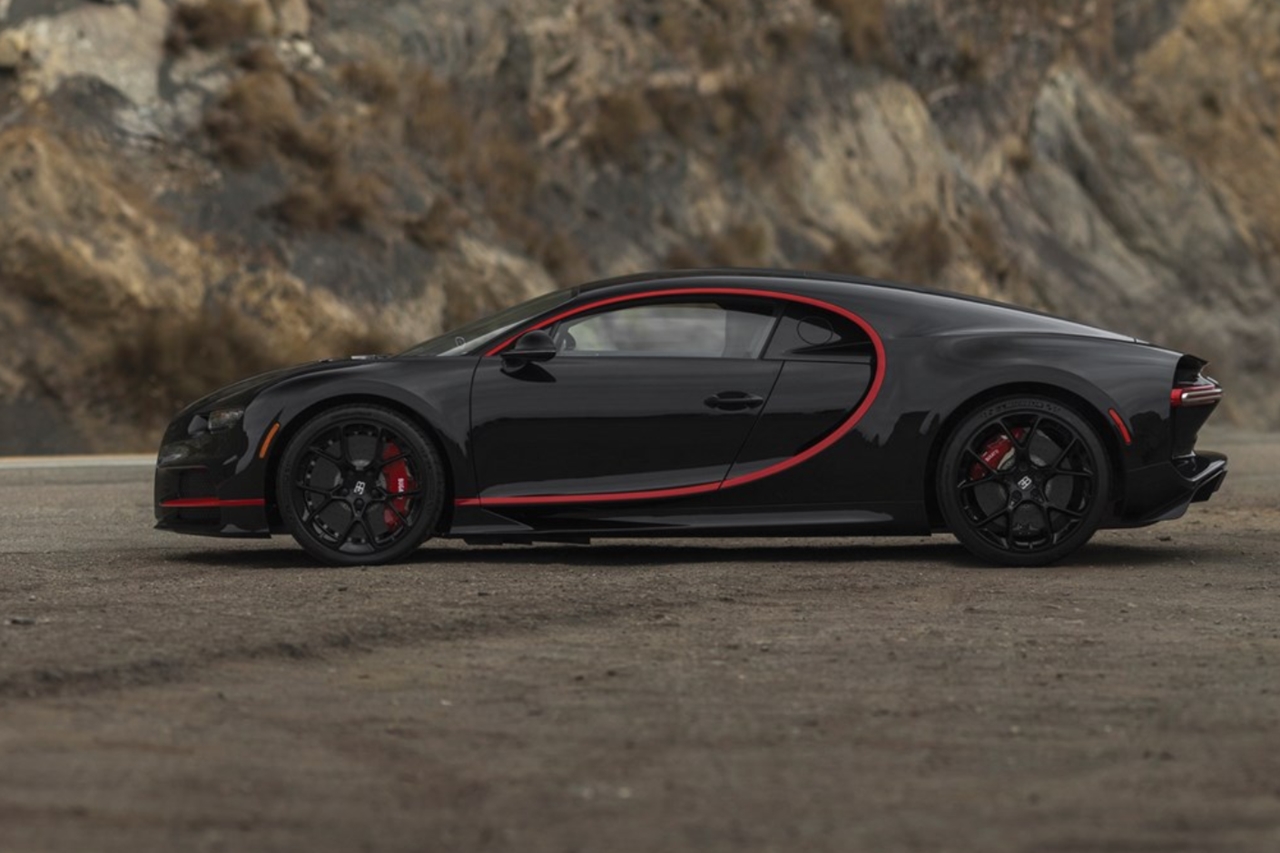 Most 1 milliárdért két Bugatti Chiront kaphatsz 5