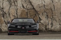 Most 1 milliárdért két Bugatti Chiront kaphatsz 16