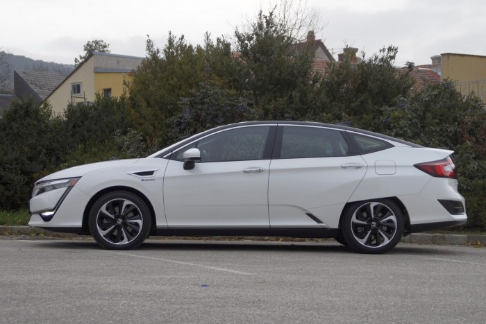 Vezettük a Honda új hidrogénautóját 8 Vezettük a Honda új hidrogénautóját 8