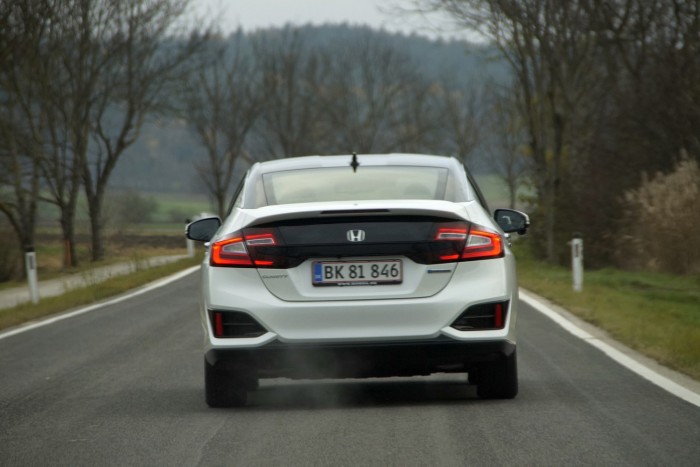 Vezettük a Honda új hidrogénautóját 6 Vezettük a Honda új hidrogénautóját 6