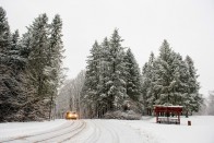 Hó alatt az ország egy része, friss fotók az utakról 19