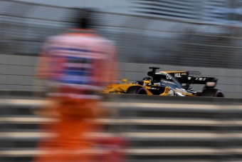 F1: Hülkenberg büntetése ’a sportág megcsúfolása’