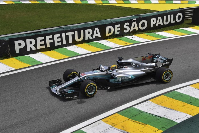 F1: Hamilton duplázott Interlagosban