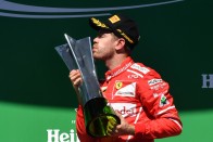 F1: Vettel győzött, Hamilton 16 helyet javított 46