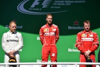 F1: Vettel győzött, Hamilton 16 helyet javított 45